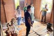 สำรวจที่อยู่อาศัยตามโครงการปรับสภาพแวดล้อมที่อยู่อาศัยสำหรับผู้พิการในเขตชุมชนบูเก๊ะยารง
